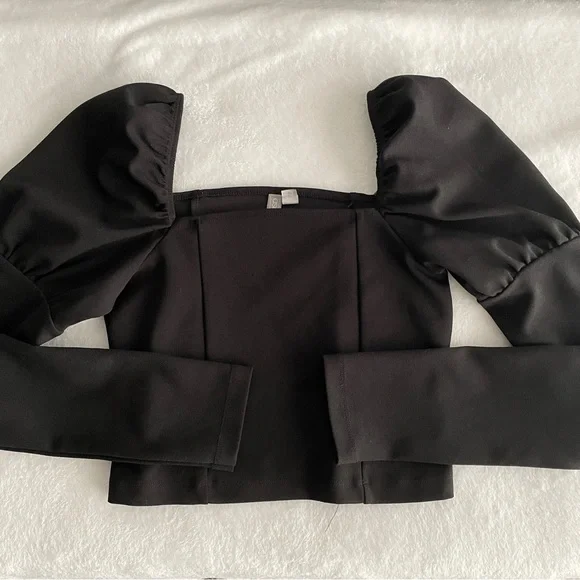ASOS Design Black Puff Sleeve Long Sleeve Crop Top (Size 0) - Picture 2 of 8